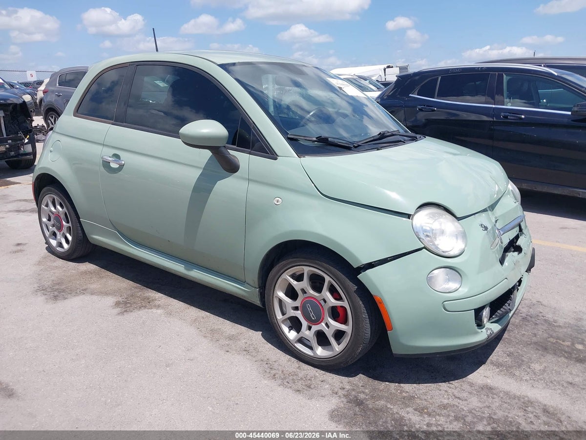 2015 FIAT 500 SPORT