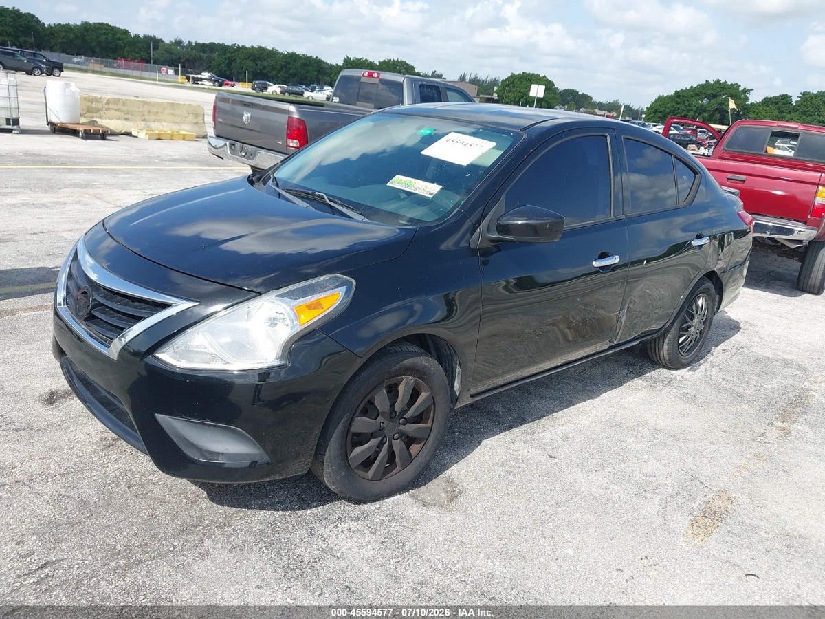 2018 NISSAN VERSA 1.6 SV — снимка 2