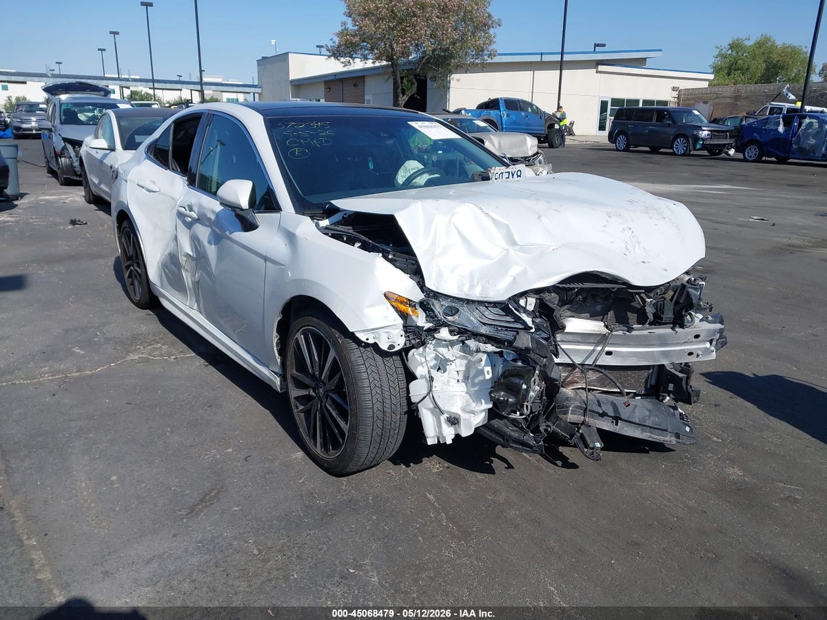 2018 TOYOTA CAMRY XSE
