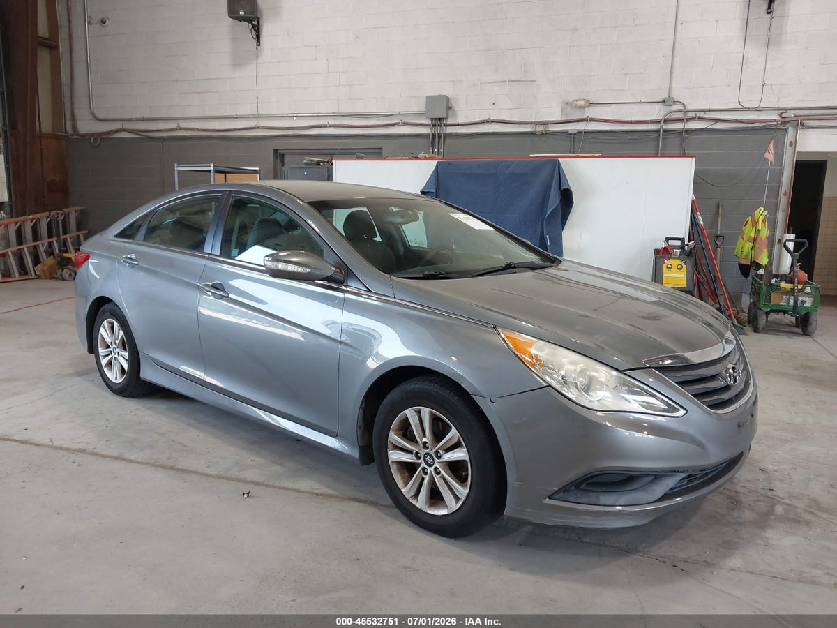 2014 HYUNDAI SONATA GLS