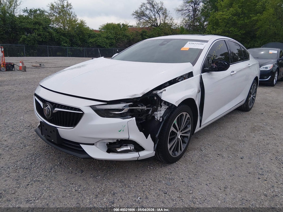 2018 BUICK REGAL SPORTBACK ESSENCE — снимка 2