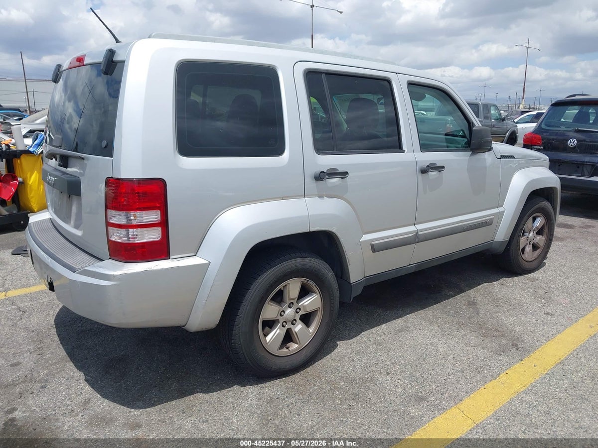 2012 JEEP LIBERTY SPORT — снимка 4