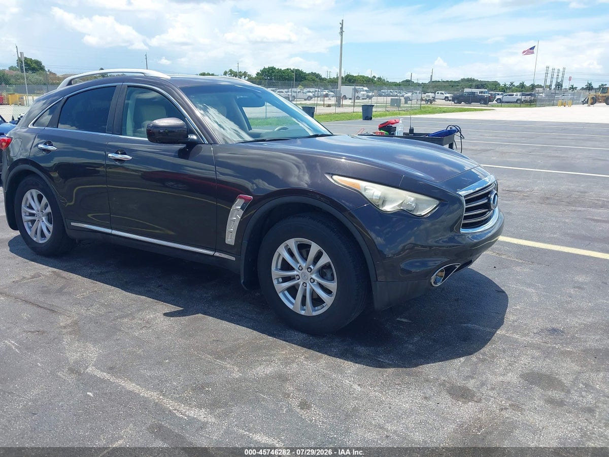 2013 INFINITI FX37