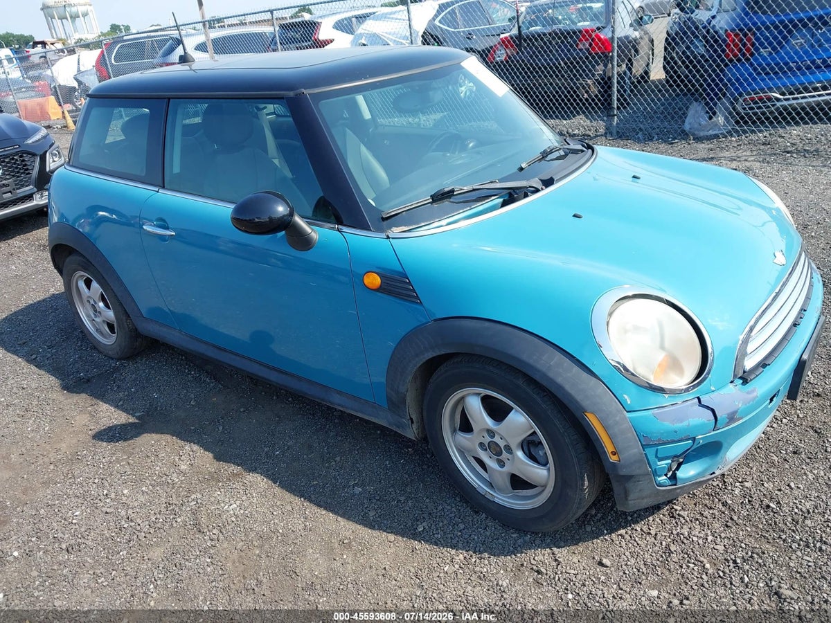 2010 MINI COOPER