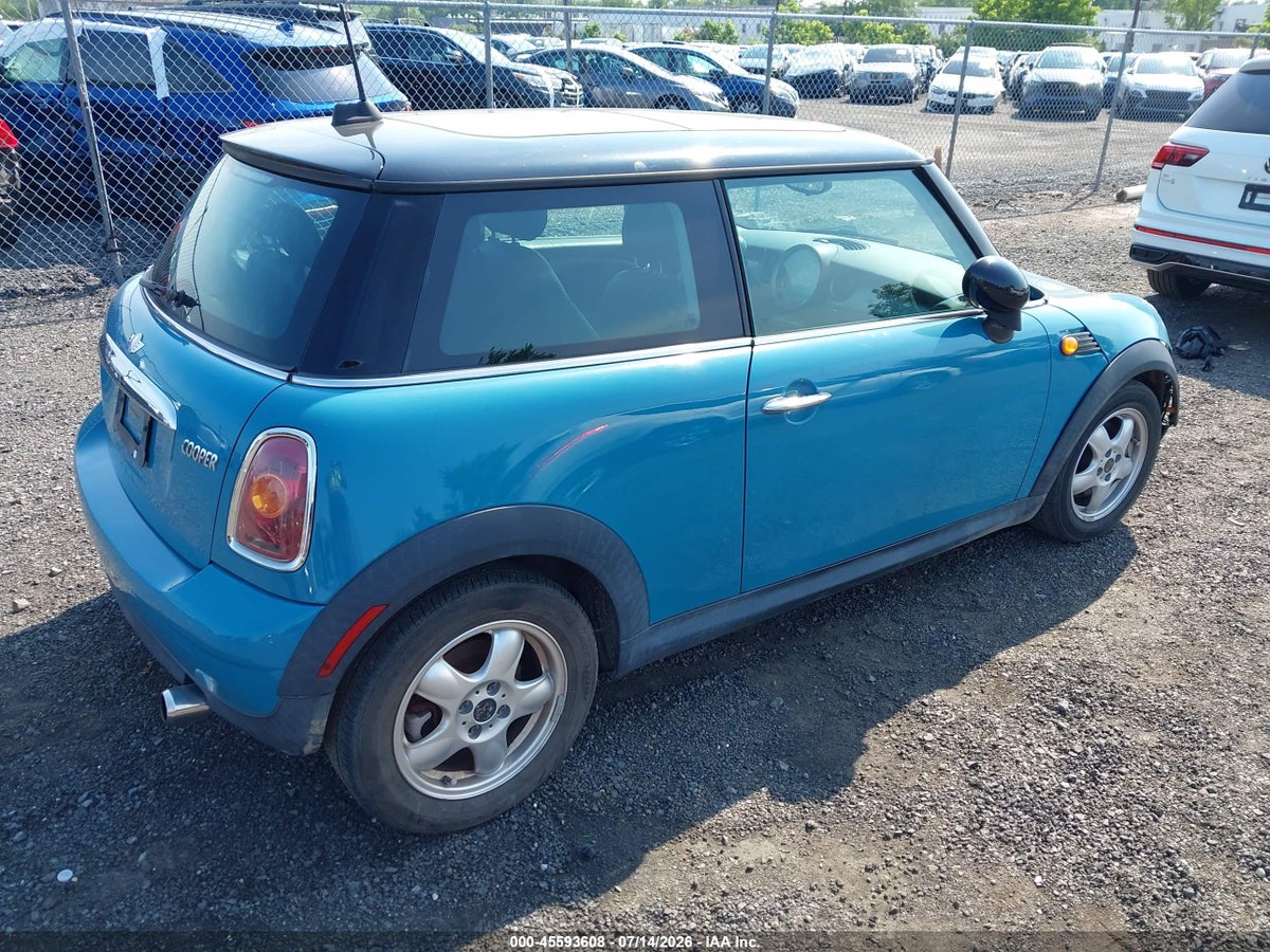 2010 MINI COOPER — снимка 4