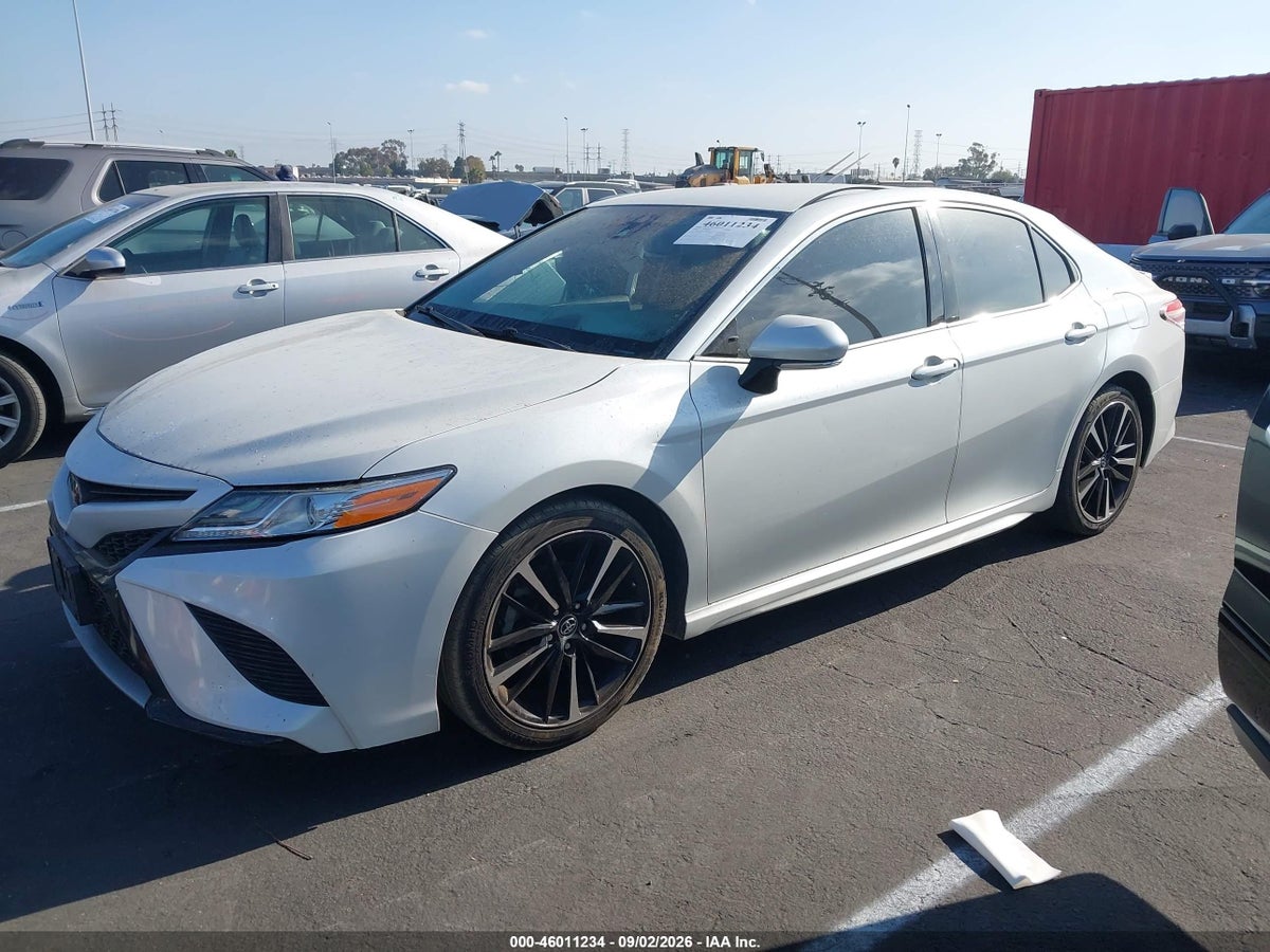 2020 TOYOTA CAMRY XSE — снимка 2