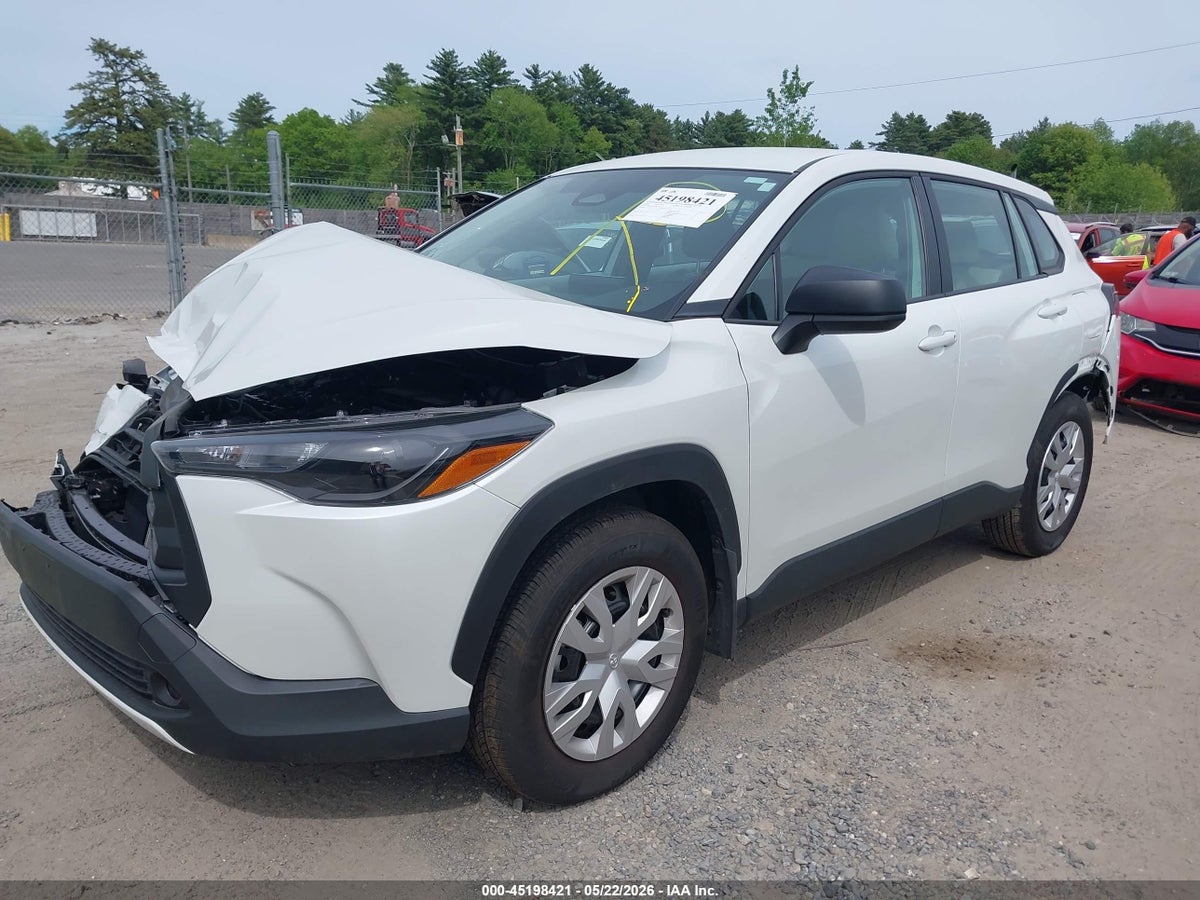 2026 TOYOTA COROLLA CROSS L — снимка 2