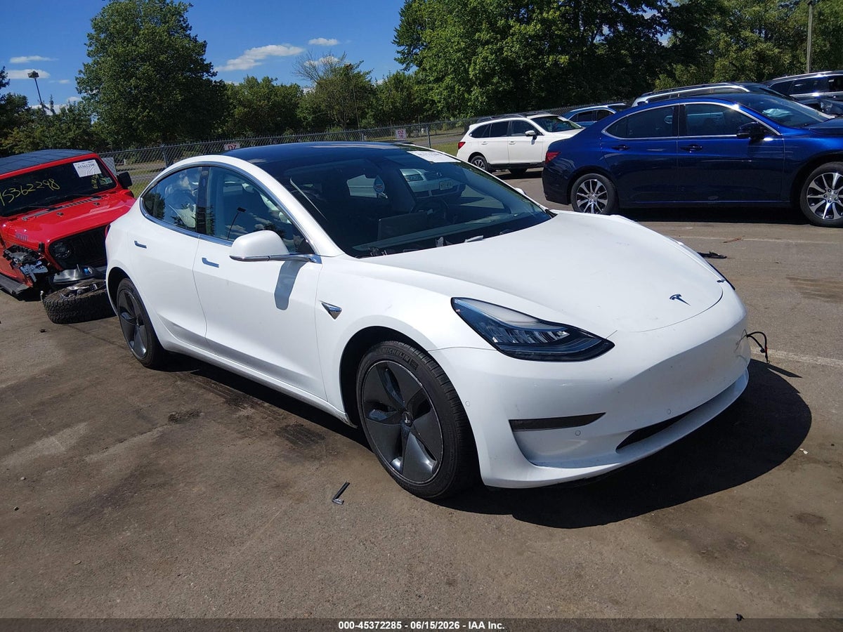 2018 TESLA MODEL 3 LONG RANGE/PERFORMANCE