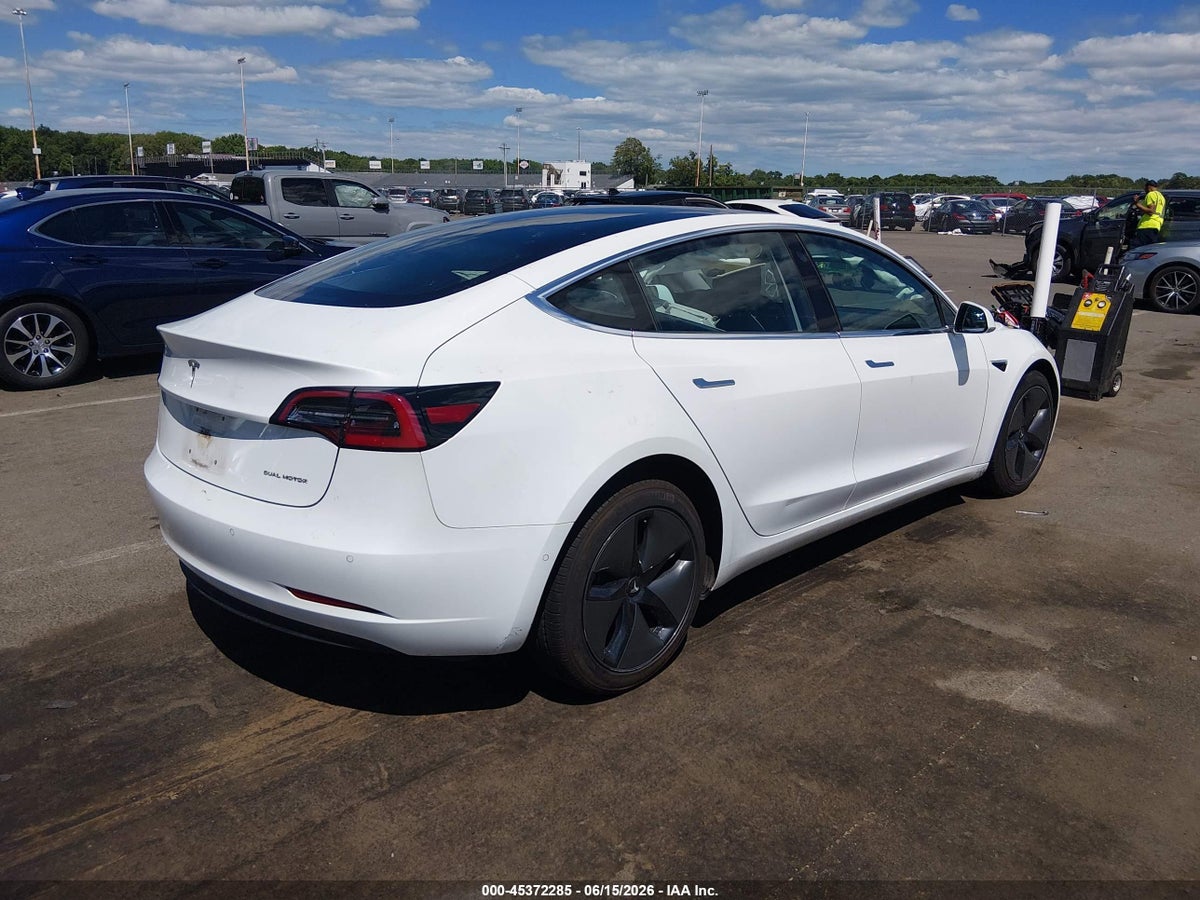 2018 TESLA MODEL 3 LONG RANGE/PERFORMANCE — снимка 4