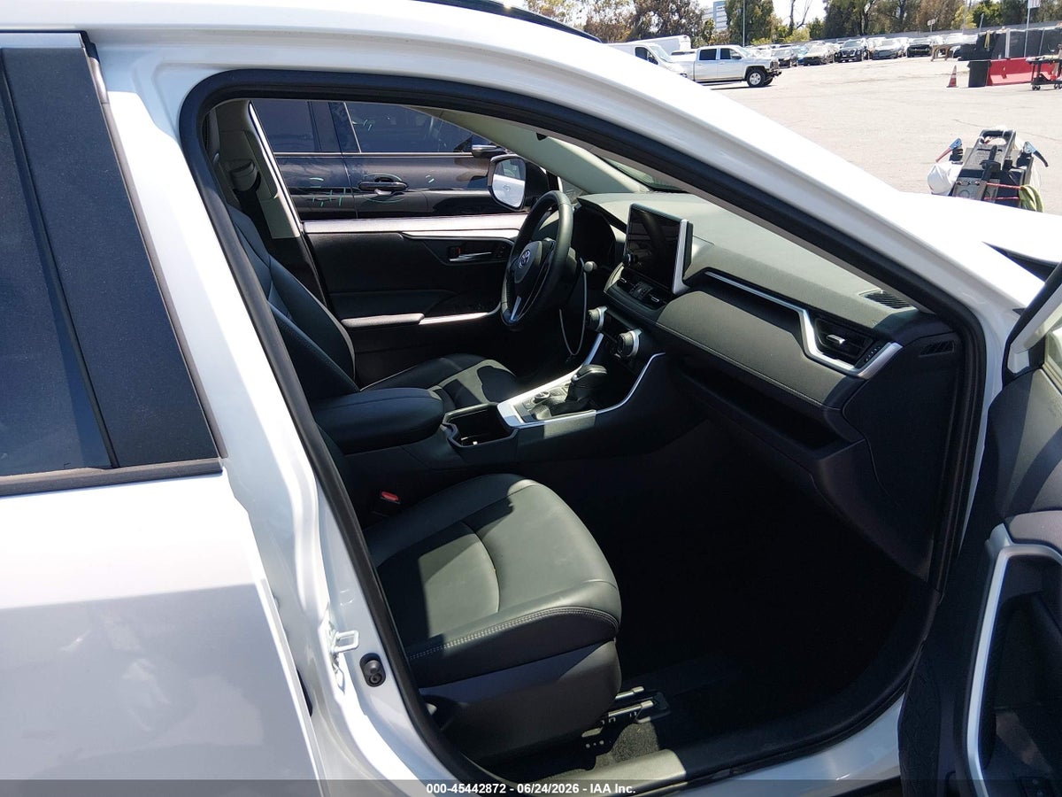 2024 TOYOTA RAV4 HYBRID XLE PREMIUM — снимка 5