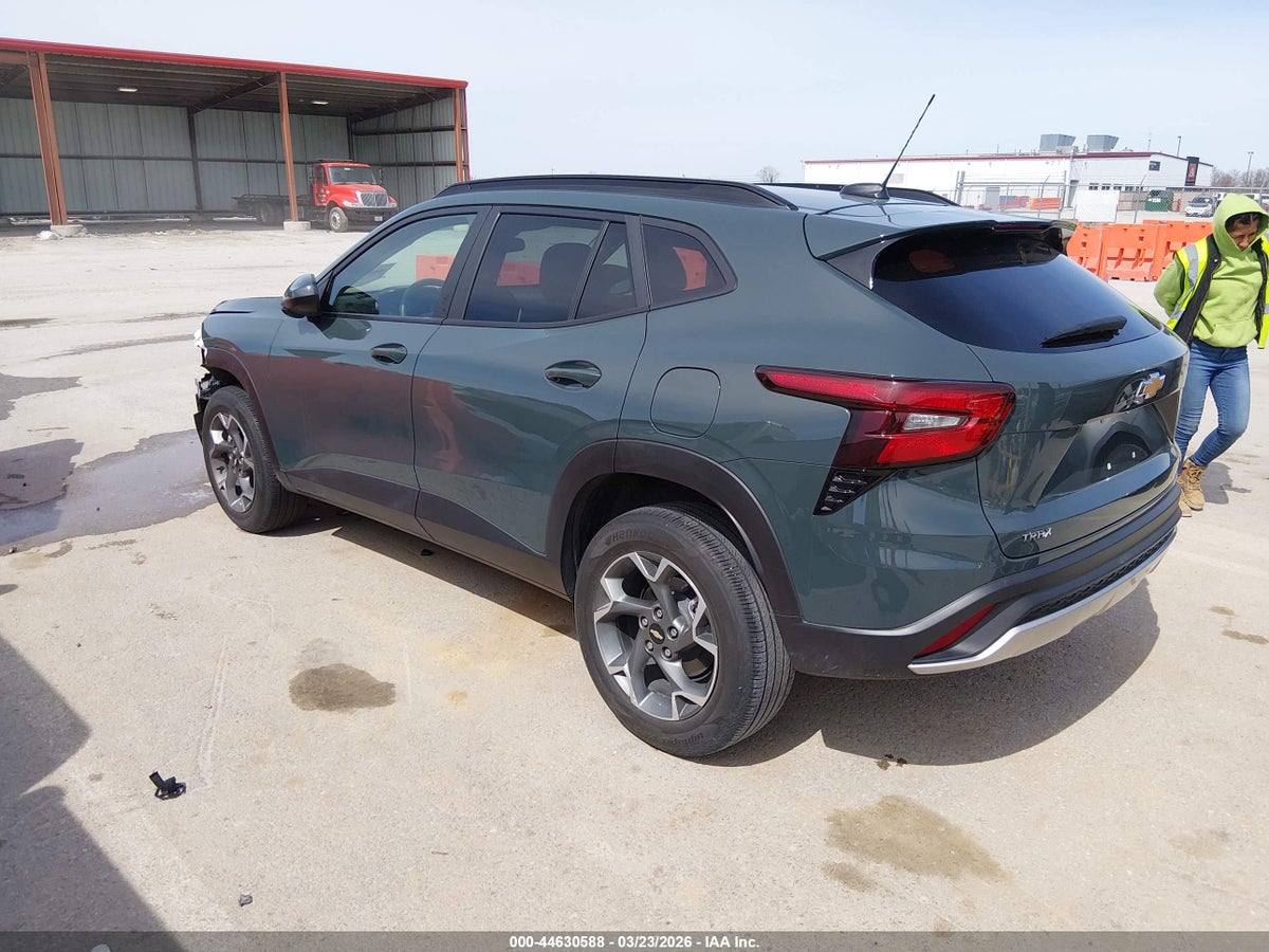 2025 CHEVROLET TRAX FWD LT — снимка 3