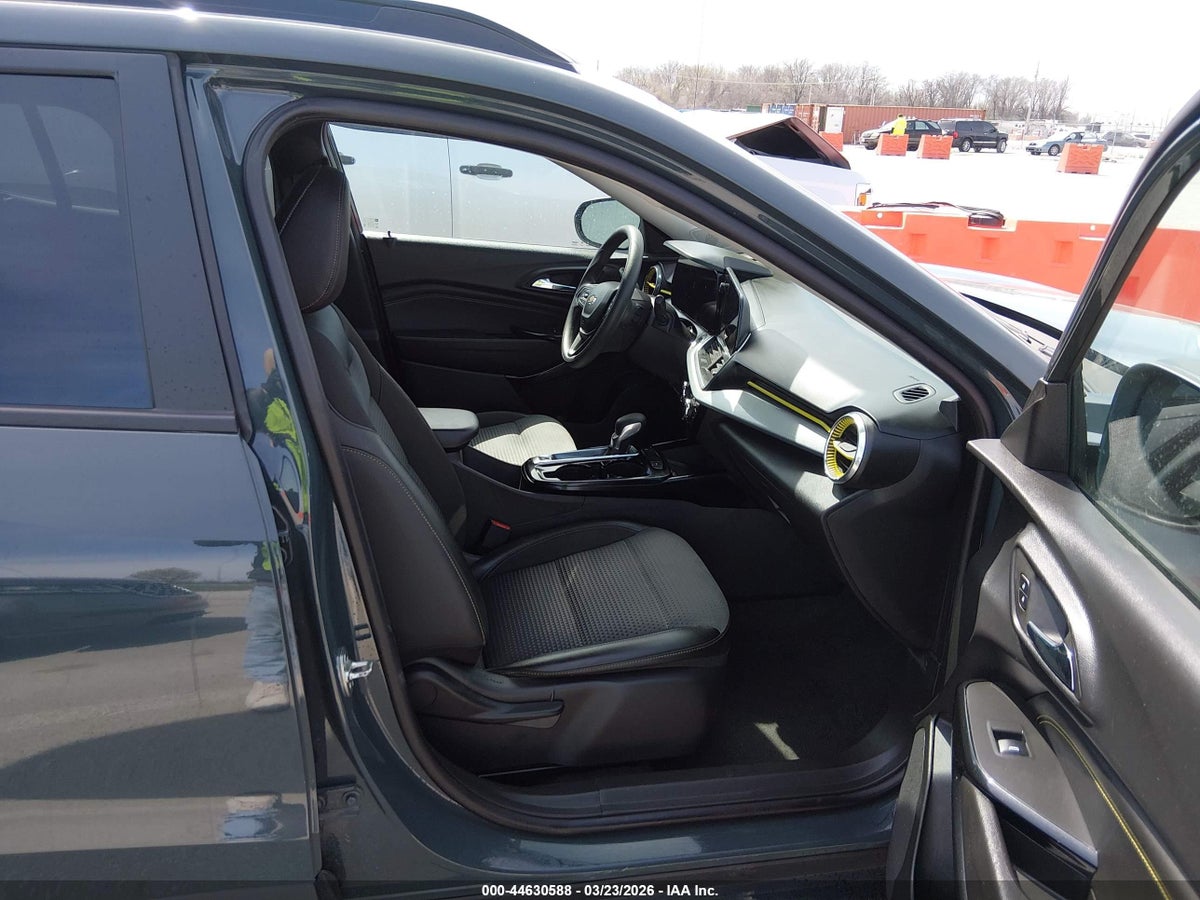 2025 CHEVROLET TRAX FWD LT — снимка 5