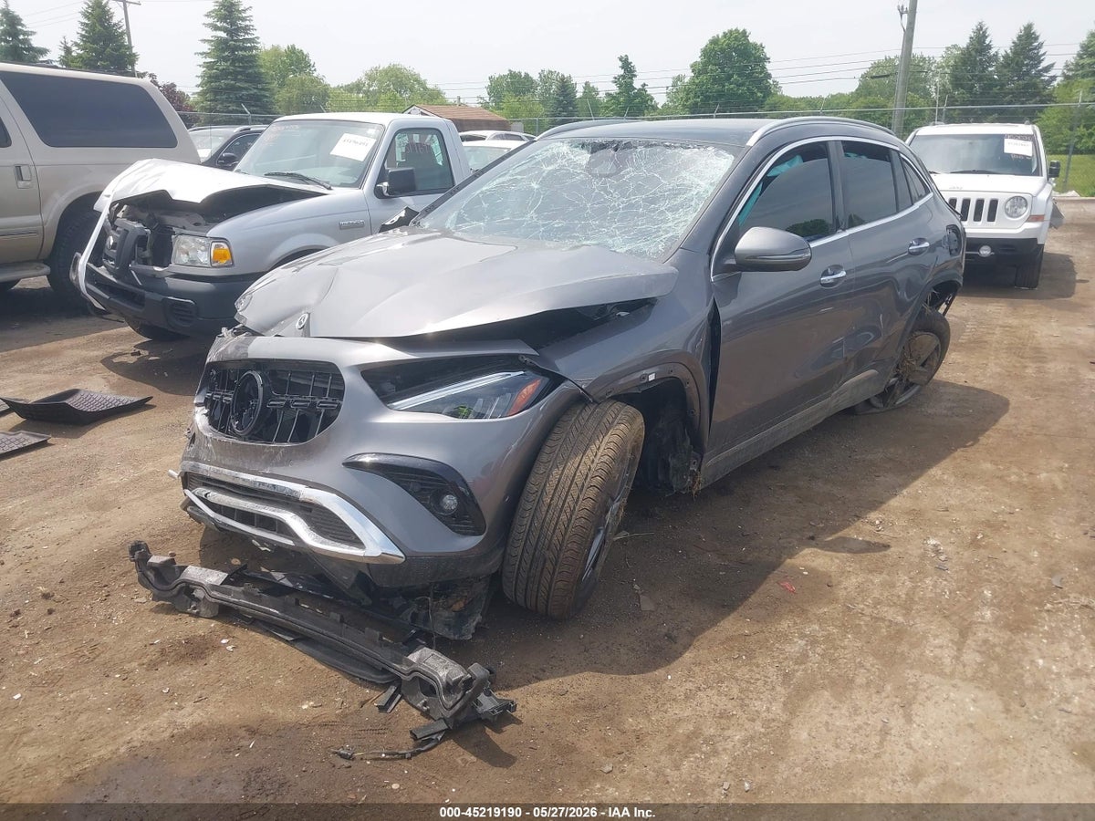 2025 MERCEDES-BENZ GLA 250 4MATIC — снимка 2