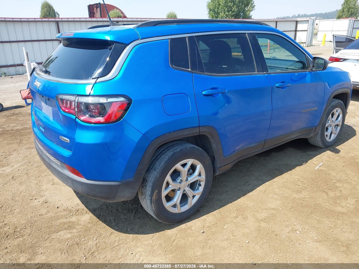 2024 JEEP COMPASS LATITUDE 4X4 — снимка 4