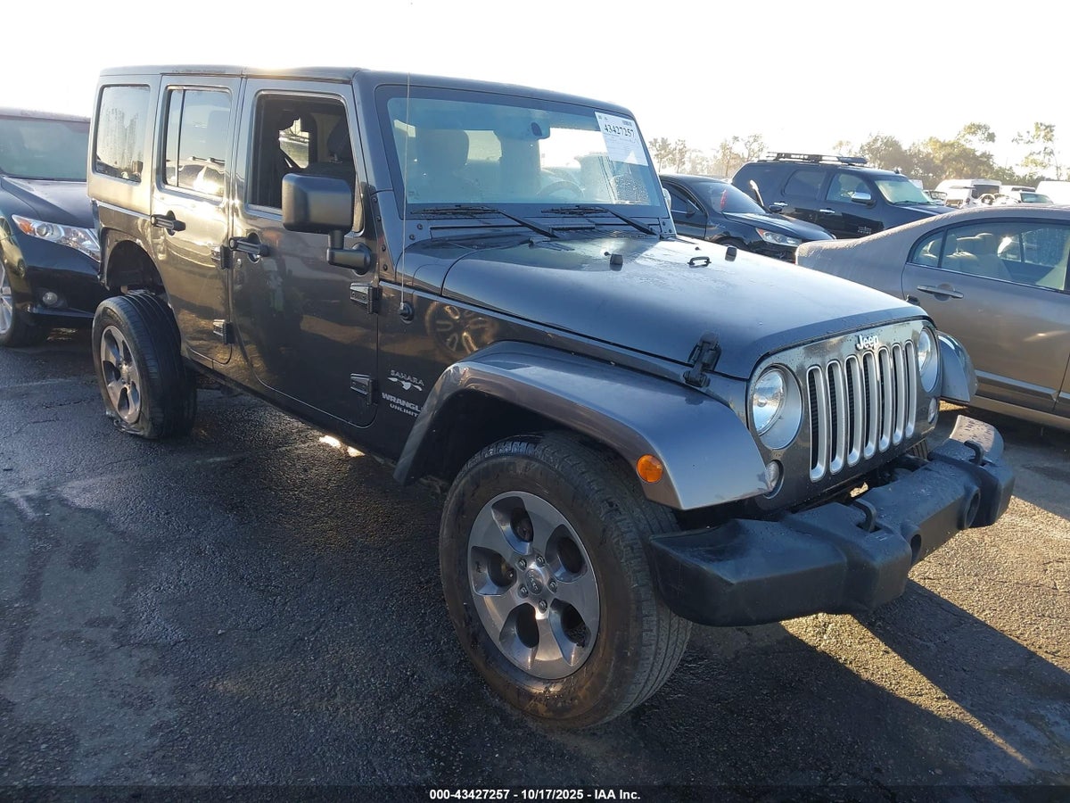 2017 JEEP WRANGLER UNLIMITED SAHARA 4X4
