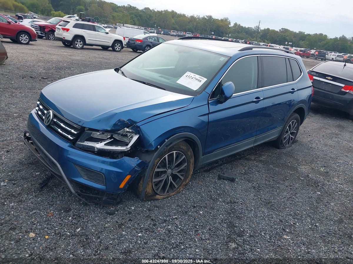 2019 VOLKSWAGEN TIGUAN 2.0T SE/2.0T SEL/2.0T SEL R-LINE/2.0T SEL R-LINE BLACK — снимка 2