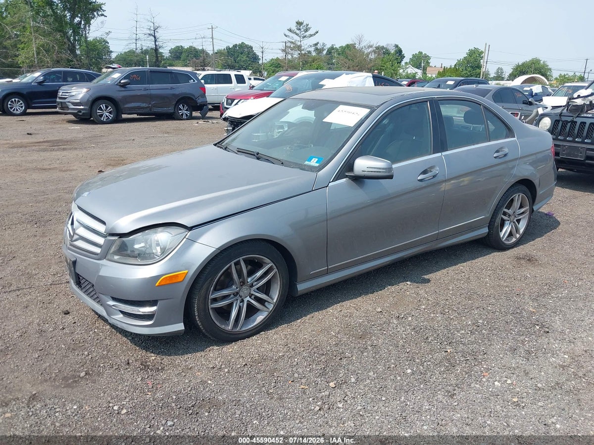 2012 MERCEDES-BENZ C 300 SPORT 4MATIC — снимка 2
