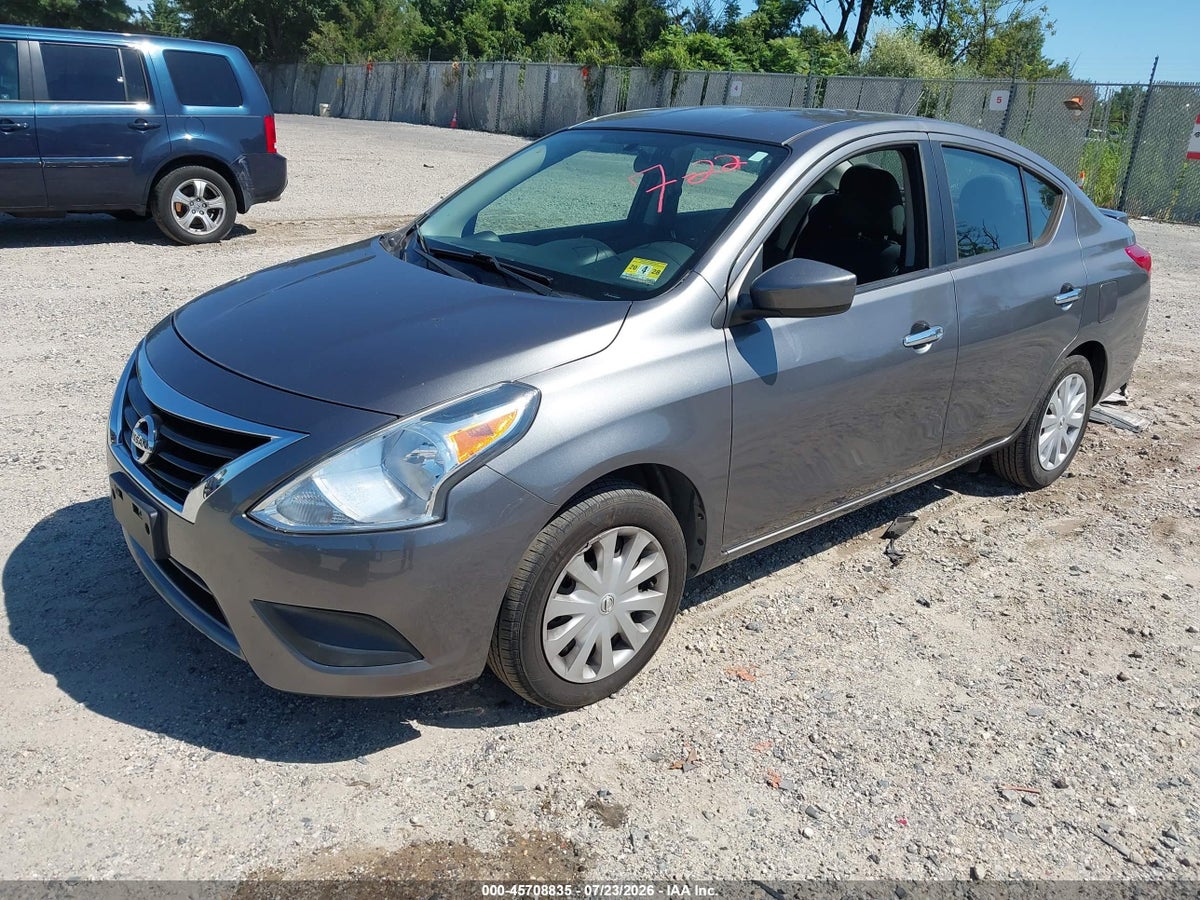 2016 NISSAN VERSA 1.6 SV — снимка 2