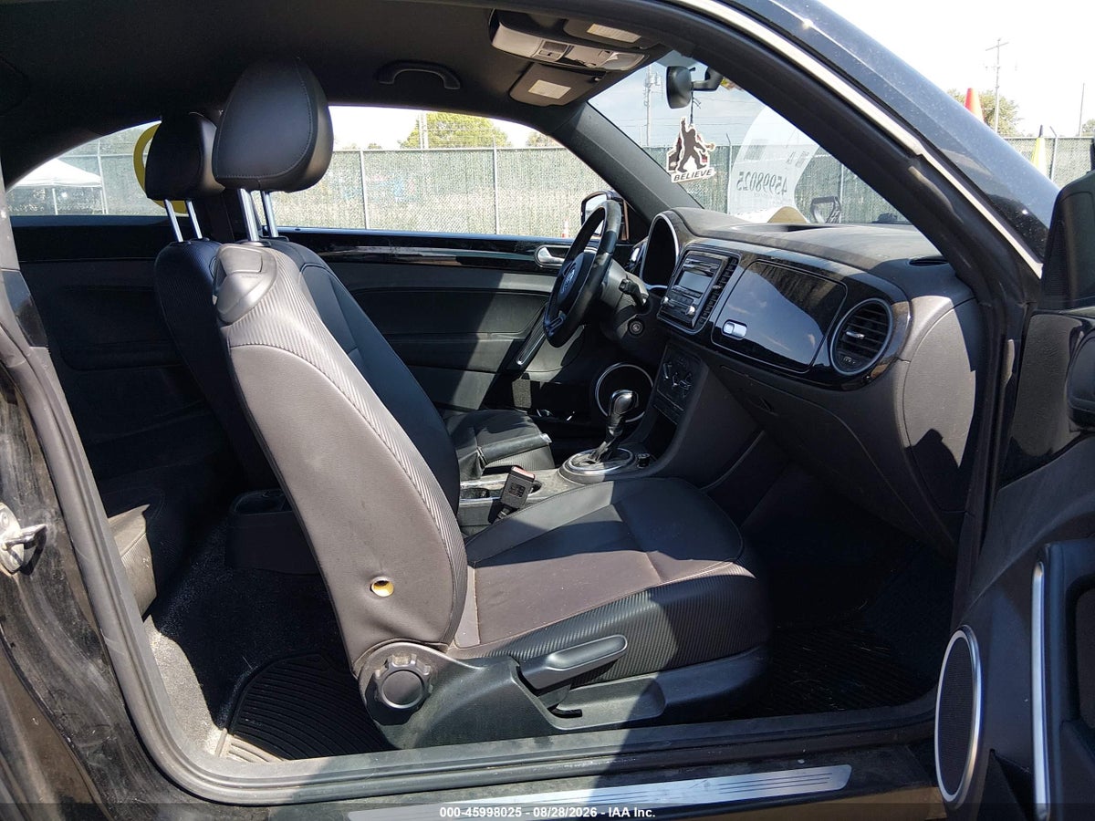 2012 VOLKSWAGEN BEETLE 2.5L — снимка 5