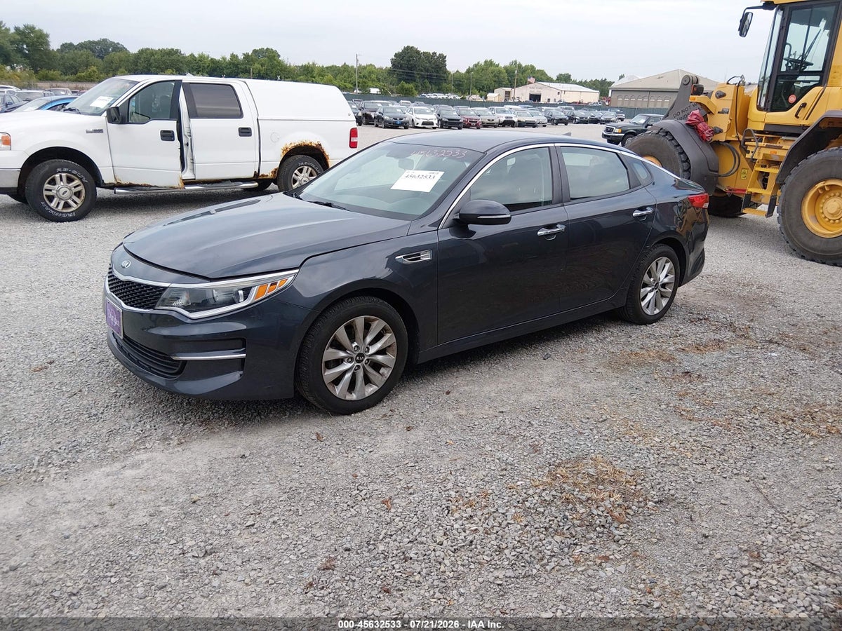 2017 KIA OPTIMA LX — снимка 2