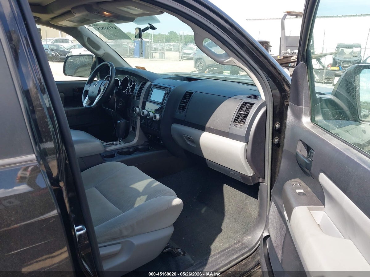 2016 TOYOTA SEQUOIA SR5 5.7L V8 — снимка 5