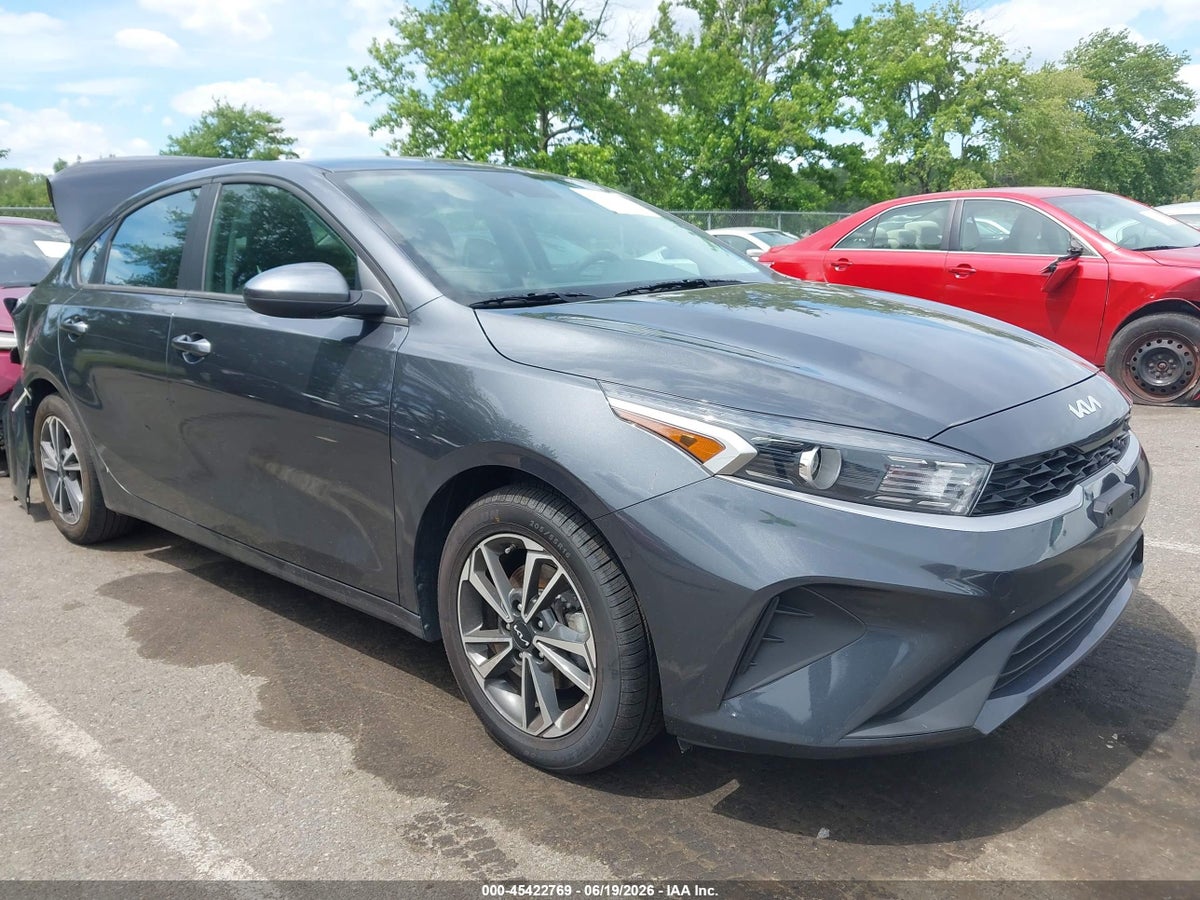 2024 KIA FORTE LXS
