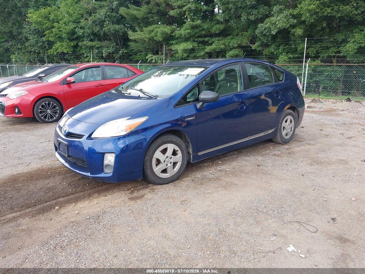 2011 TOYOTA PRIUS THREE — снимка 2