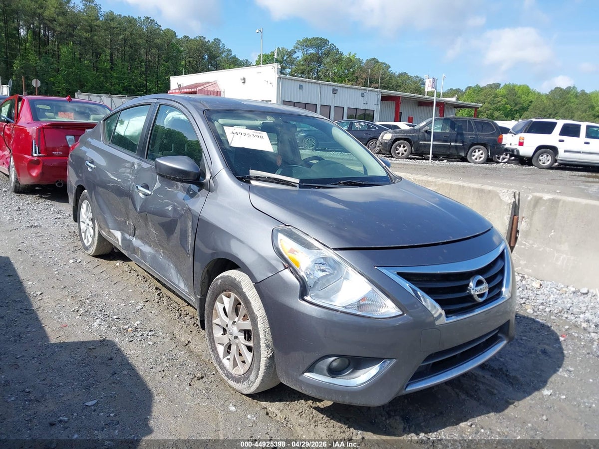 2017 NISSAN VERSA 1.6 SV