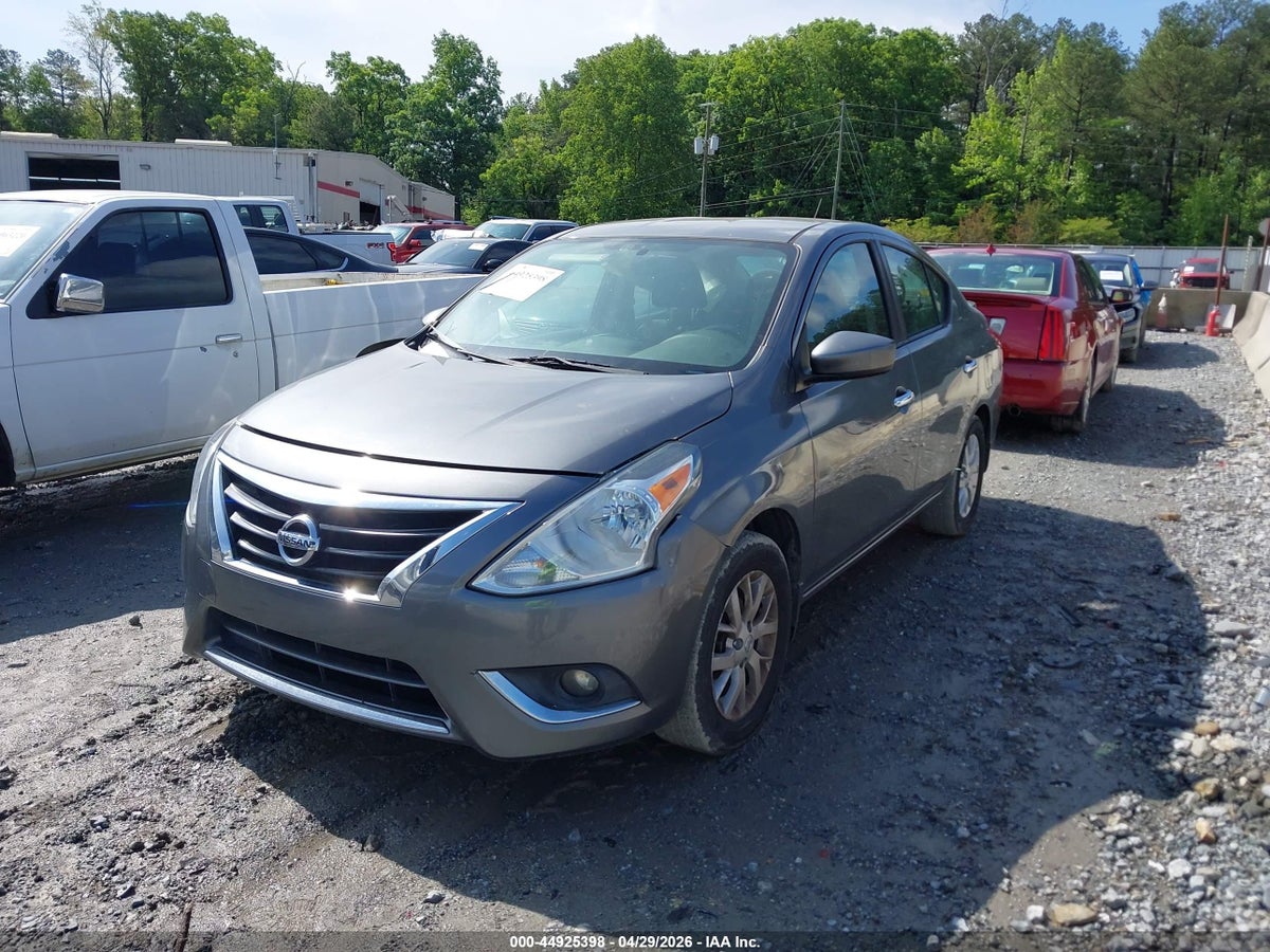 2017 NISSAN VERSA 1.6 SV — снимка 2