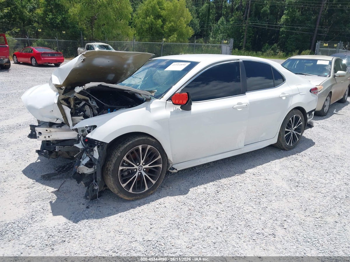 2020 TOYOTA CAMRY SE — снимка 2