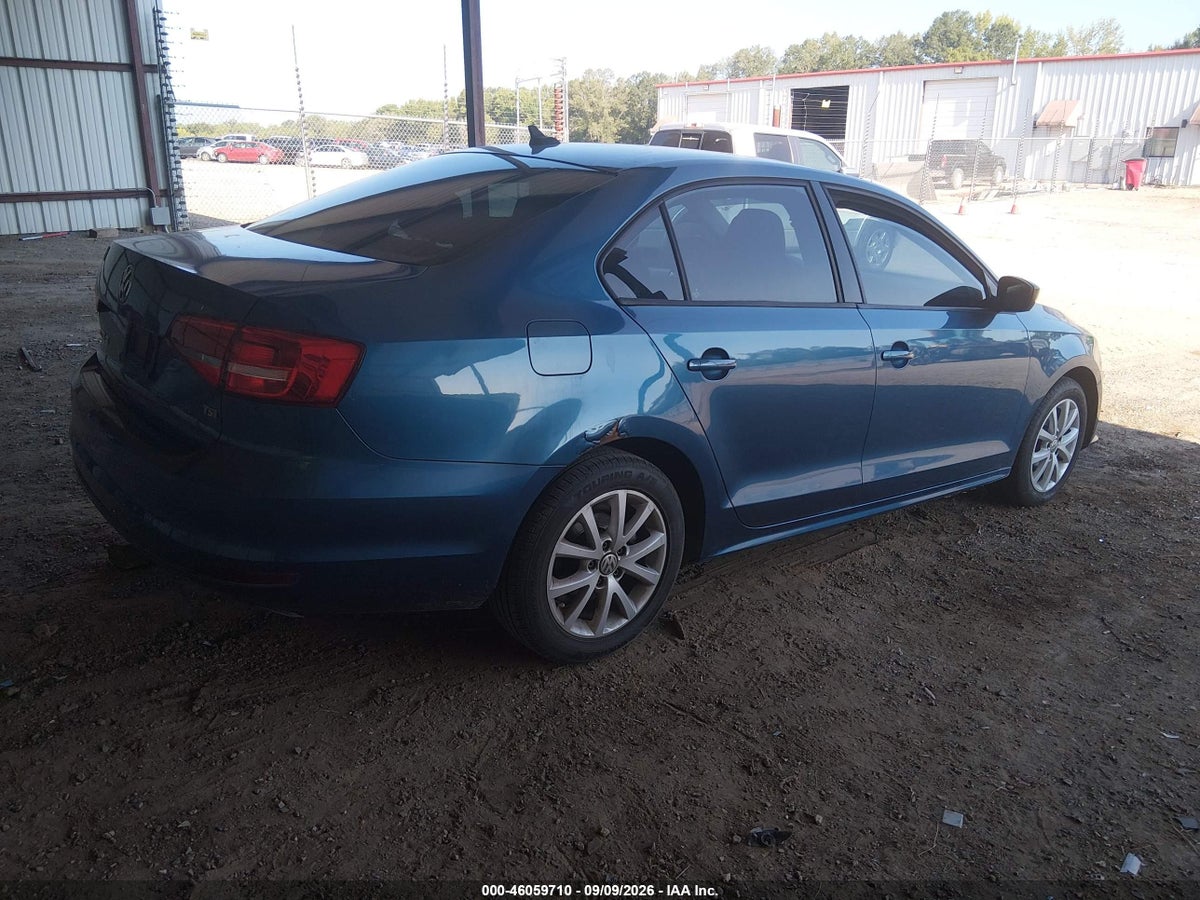 2015 VOLKSWAGEN JETTA 1.8T SE — снимка 4