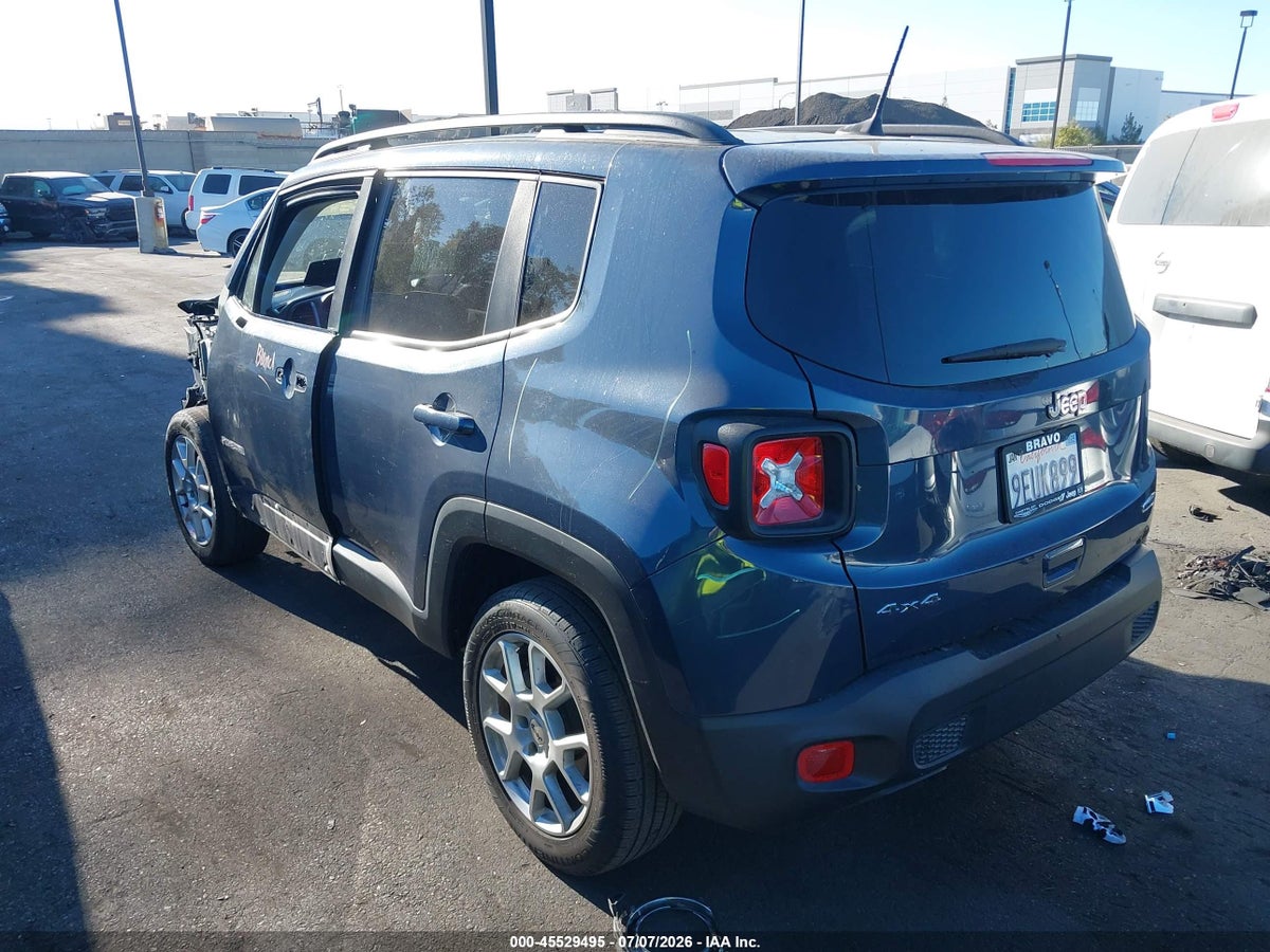2022 JEEP RENEGADE LATITUDE 4X4 — снимка 3