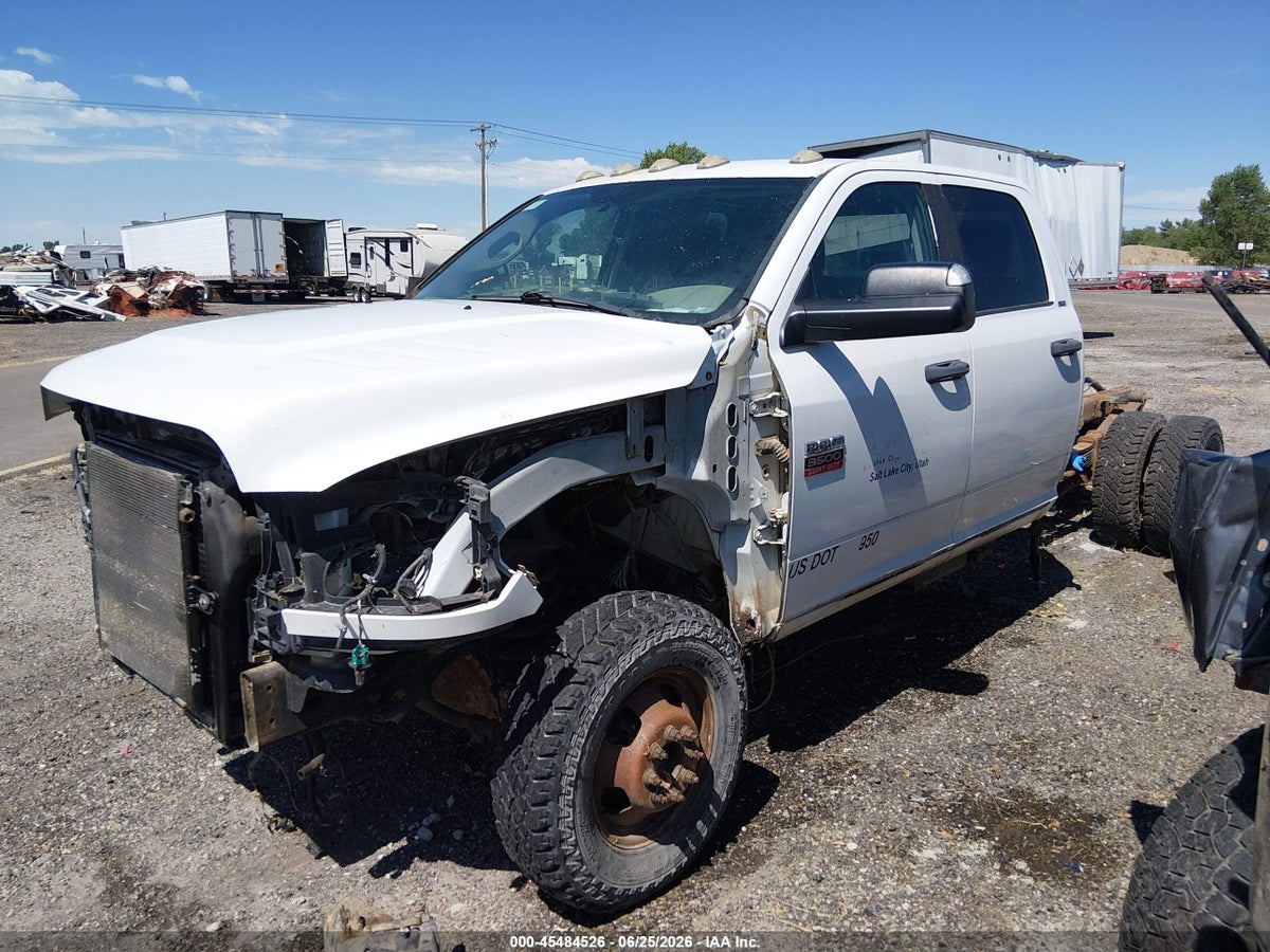 2011 RAM RAM 3500 HD CHASSIS ST/SLT/LARAMIE — снимка 2