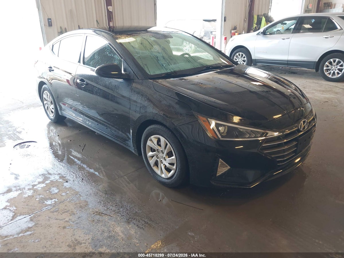 2019 HYUNDAI ELANTRA SE