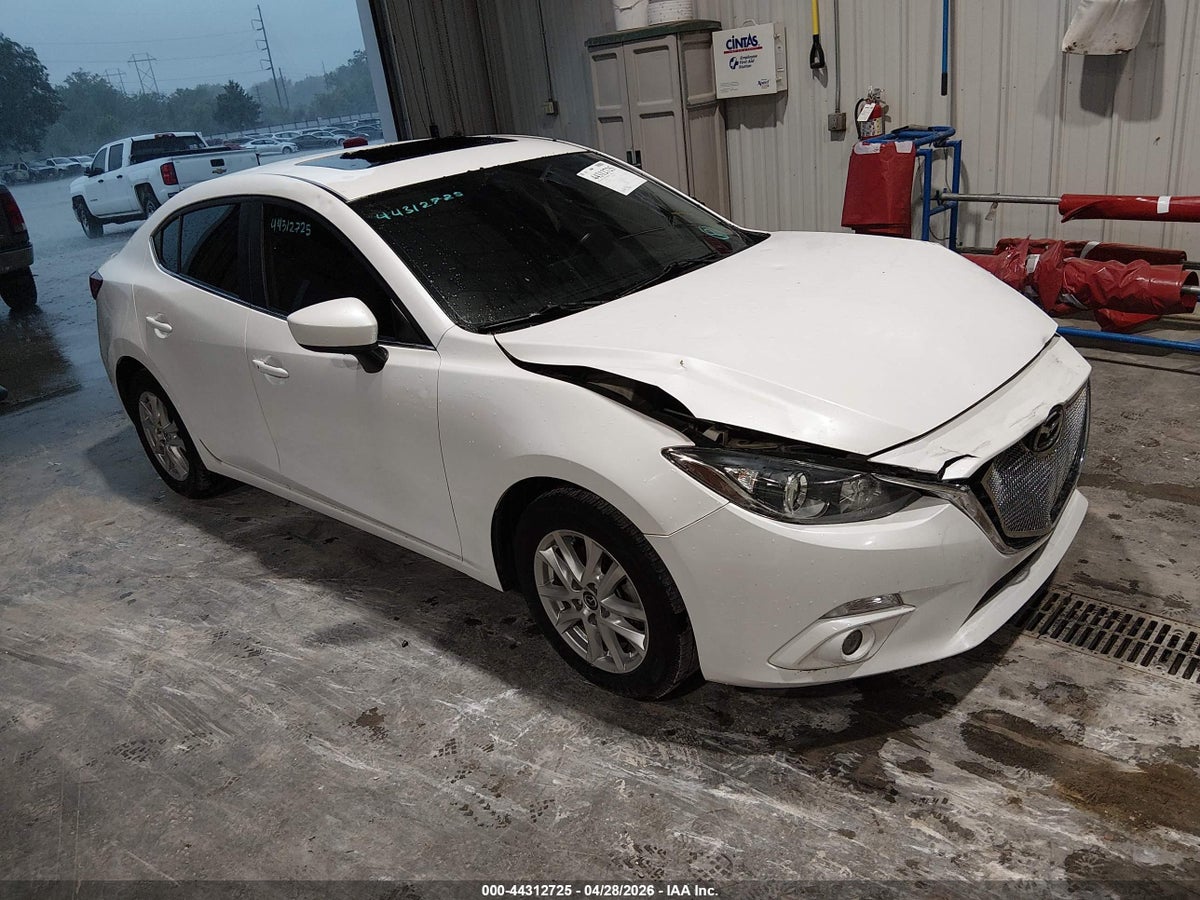2016 MAZDA MAZDA3