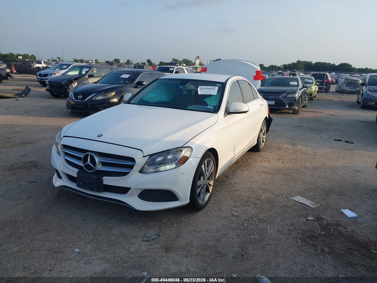 2015 MERCEDES-BENZ C 300 — снимка 2