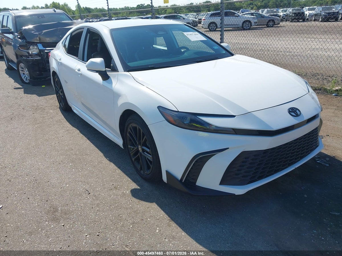 2025 TOYOTA CAMRY SE