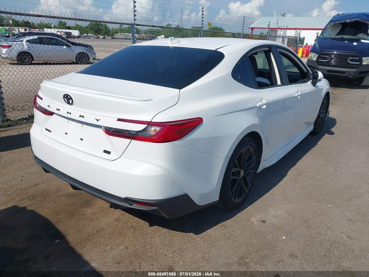 2025 TOYOTA CAMRY SE — снимка 4