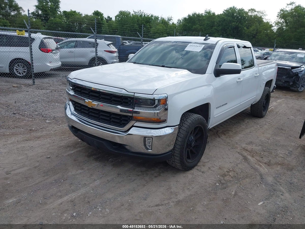 2017 CHEVROLET SILVERADO 1500 1LT — снимка 2