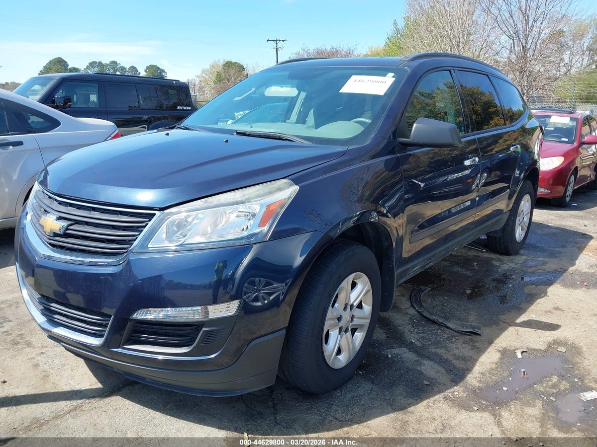 2015 CHEVROLET TRAVERSE LS — снимка 2