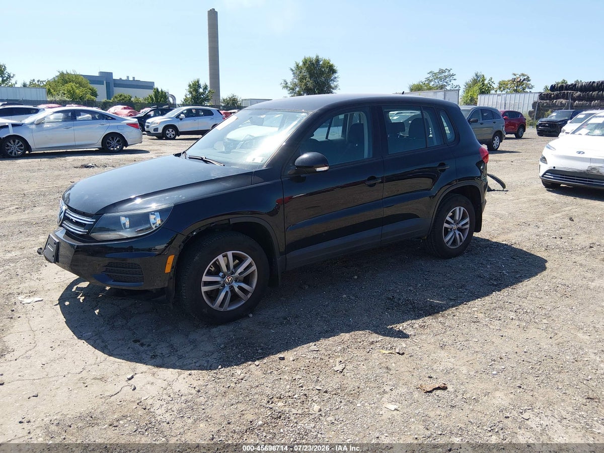 2014 VOLKSWAGEN TIGUAN S — снимка 2
