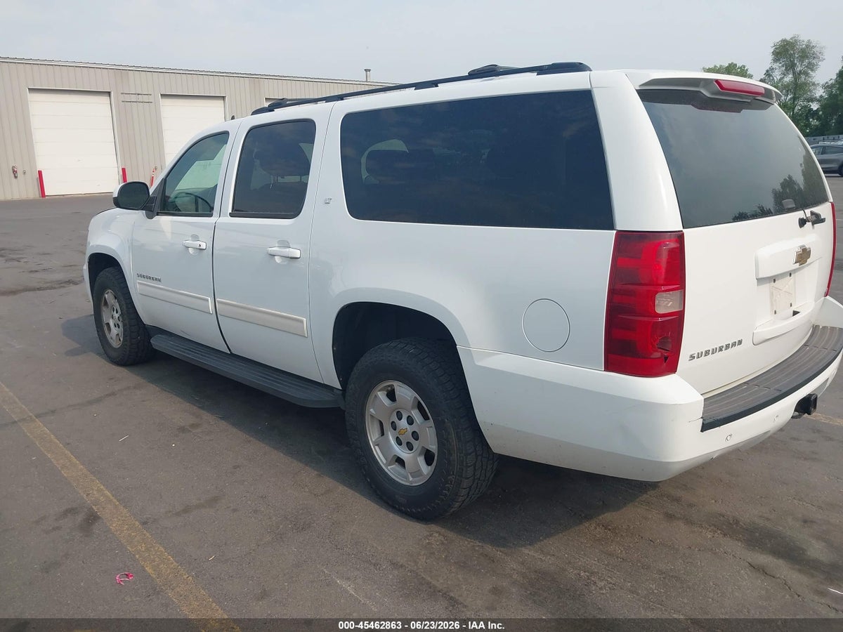 2010 CHEVROLET SUBURBAN 1500 LT1 — снимка 3