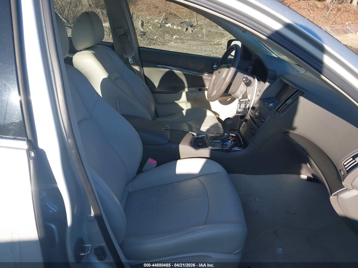 2011 INFINITI G37X — снимка 5