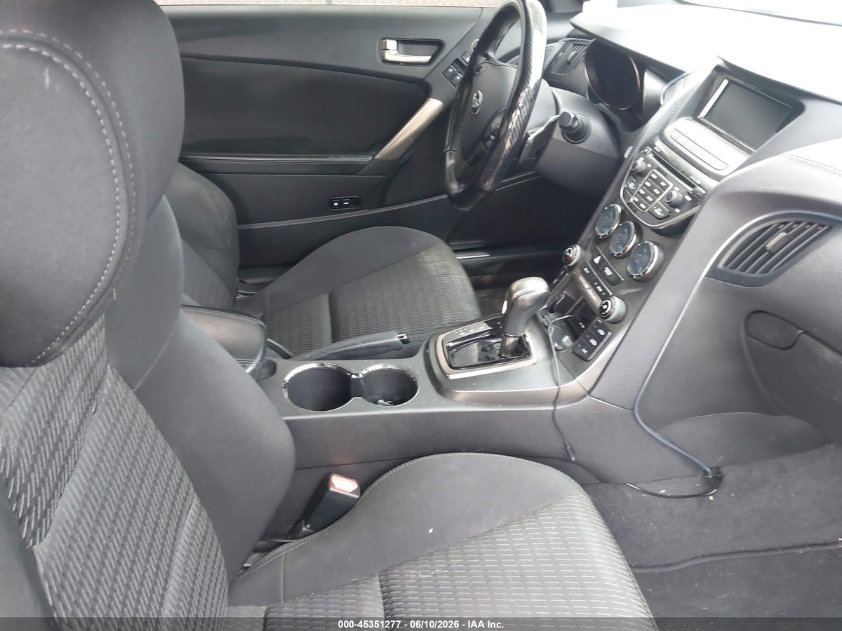 2016 HYUNDAI GENESIS 3.8 BASE — снимка 5