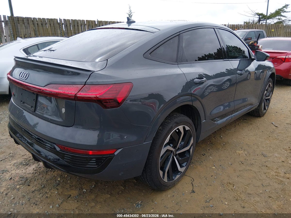 2024 AUDI Q8 E-TRON S LINE PREMIUM PLUS QUATTRO — снимка 4