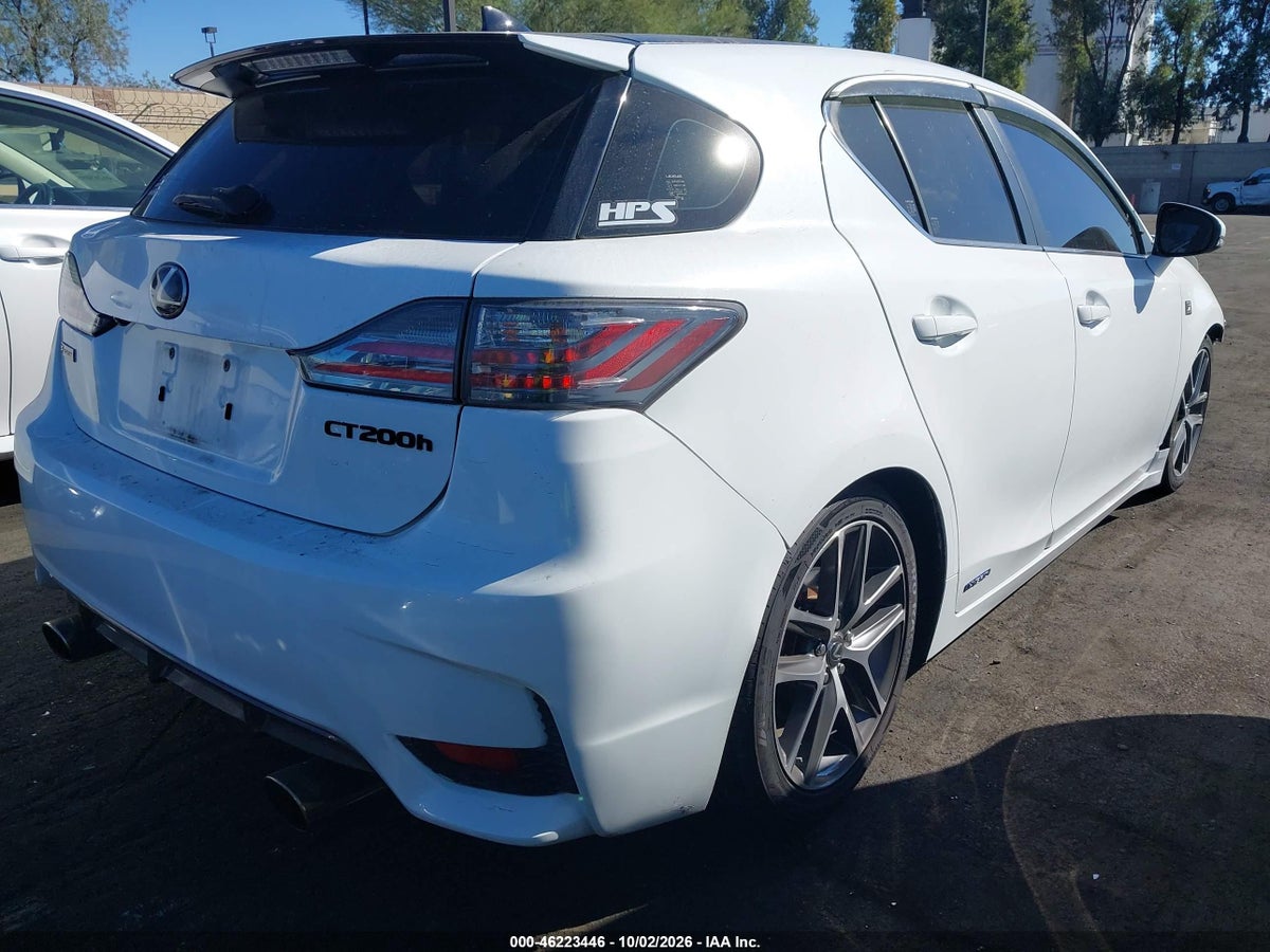 2017 LEXUS CT 200H — снимка 4