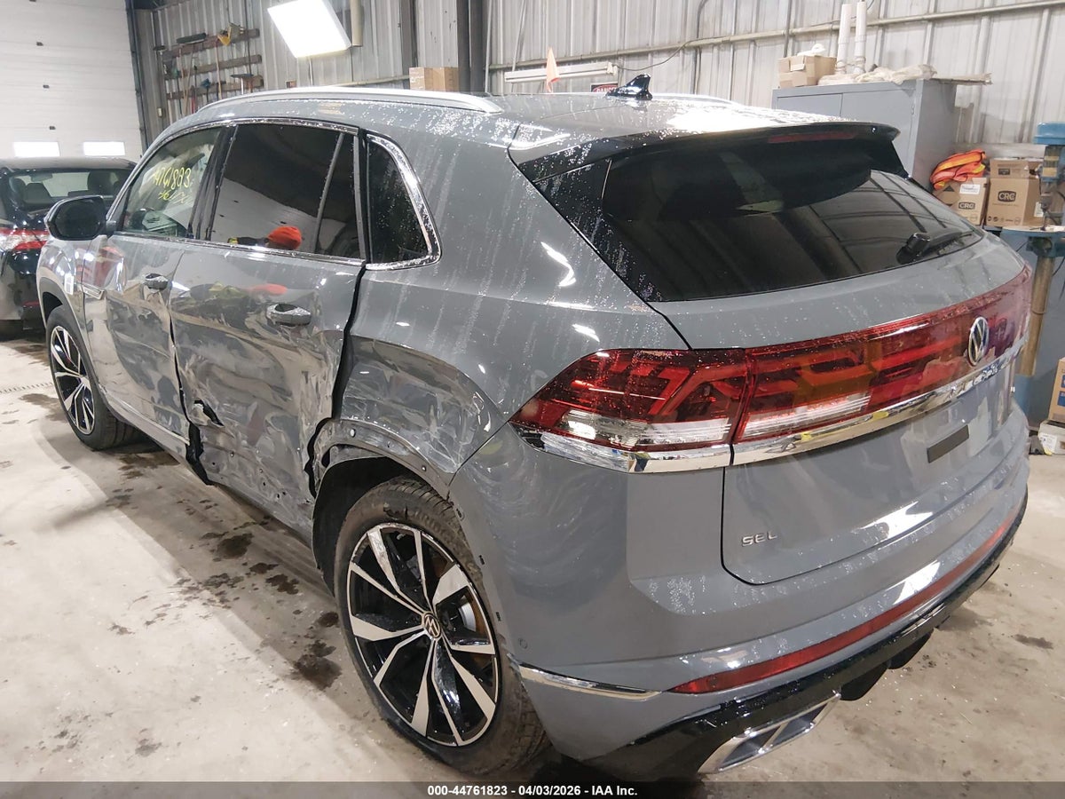 2026 VOLKSWAGEN ATLAS CROSS SPORT SEL PREMIUM R-LINE — снимка 3