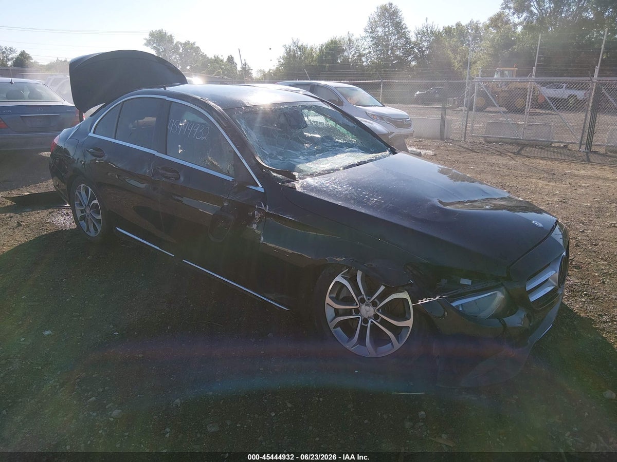 2016 MERCEDES-BENZ C 300