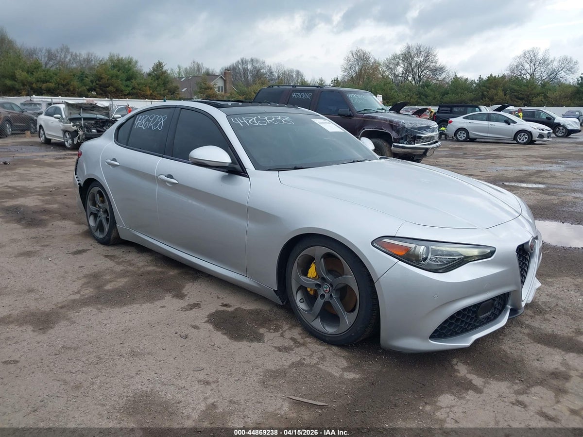 2017 ALFA ROMEO GIULIA TI AWD