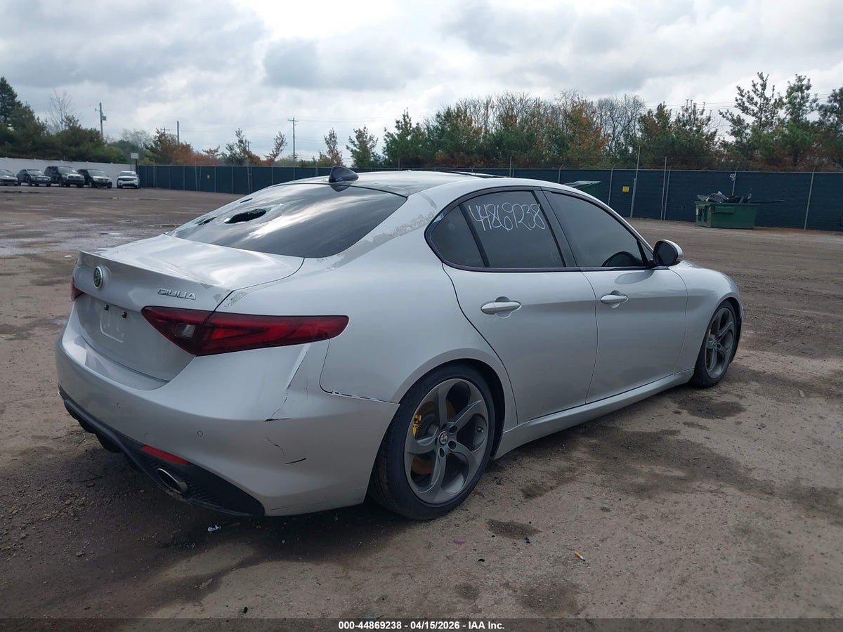 2017 ALFA ROMEO GIULIA TI AWD — снимка 4